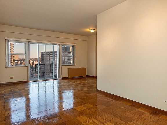 3rd image of 7235 112th St APT 14F