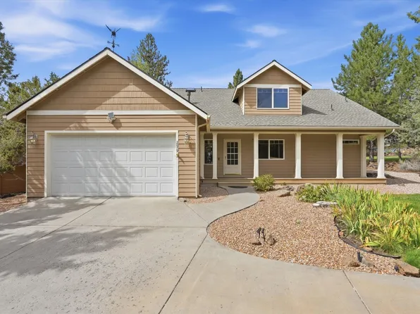 2879 NW Fairway Heights Dr, Bend, OR 97703