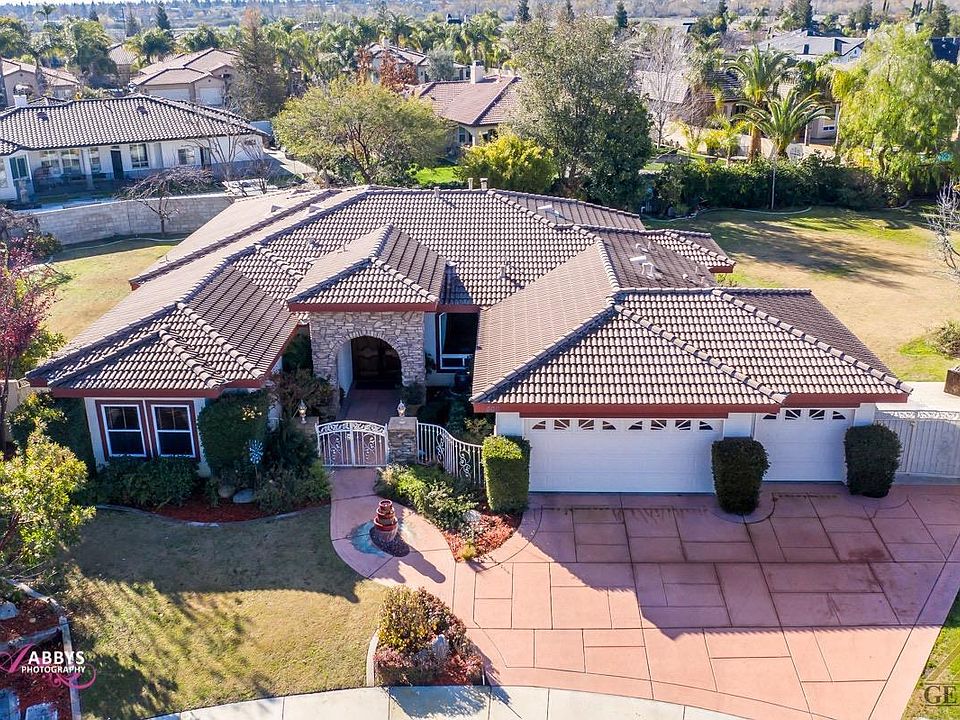 400 Portway Ct, Bakersfield, CA 93312 | Zillow