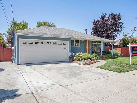 3rd image of 3715 Monterey Blvd