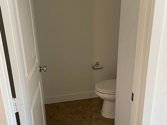 5th image of 27466 Mercantile Ct #305