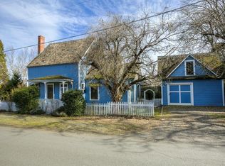 260 N 8th St, Jacksonville, OR