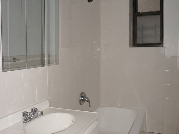 5th image of 645 Ocean Ave #550