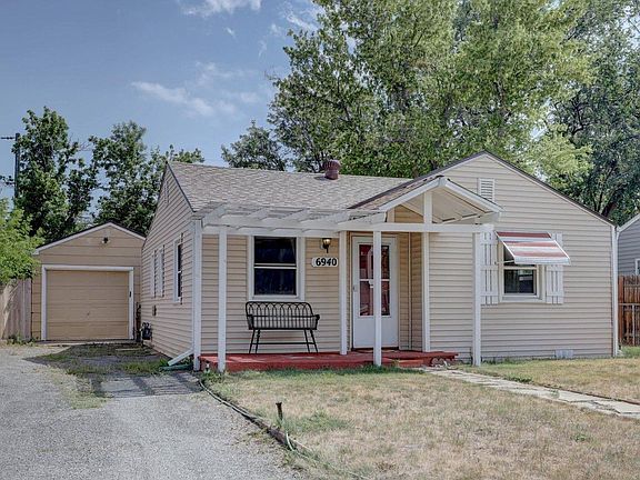 2nd image of 6940 W 55th Pl