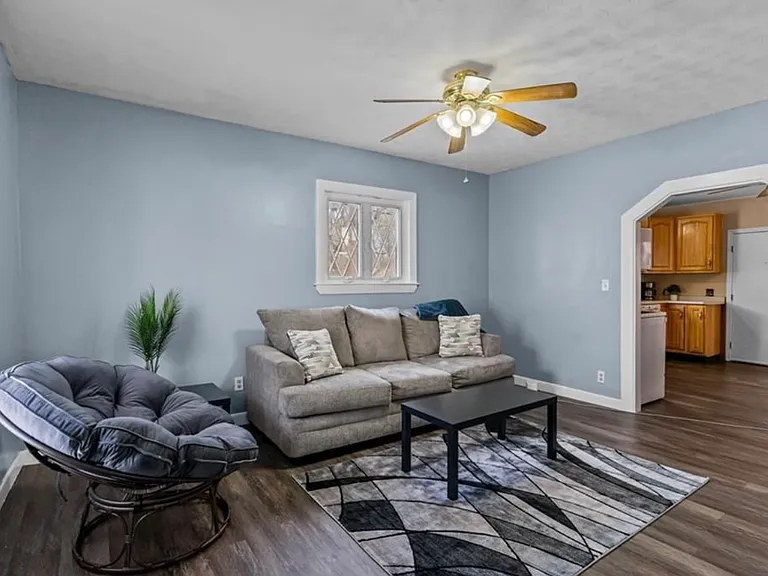 446 Coe St #1 — Photo 3