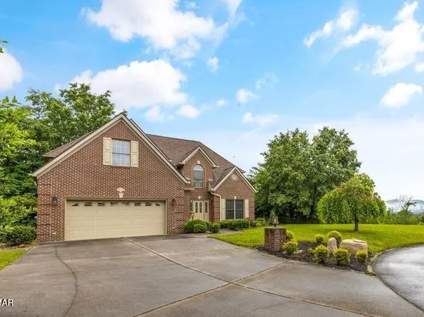 704 Blue Dun Ct, Pigeon Forge, TN 37863