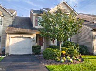 605 Chatham Ct, Chalfont, PA 18914