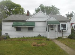 1050 W 39th St, Erie, PA 16509