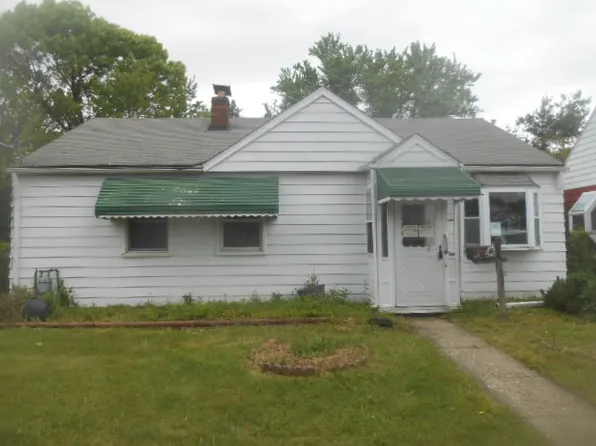 1050 W 39th St, Erie, PA 16509