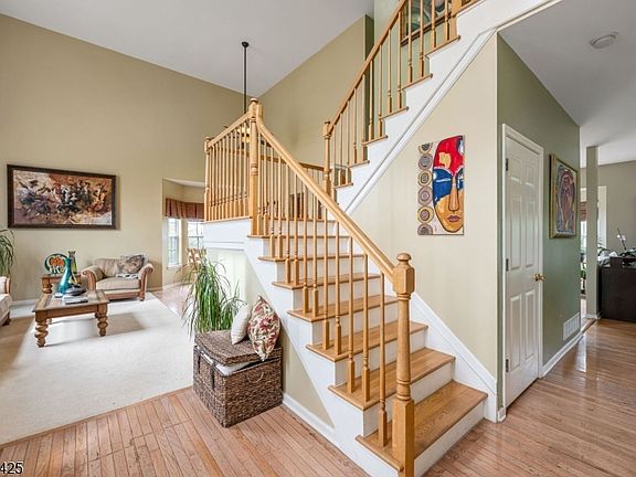 4th image of 432 ROCK RIDGE ROAD