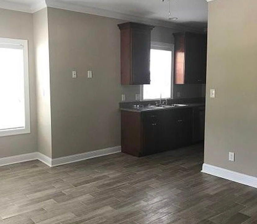 1st image of 967 Muirfield Dr