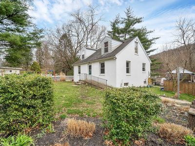 240 Cross Street, Naugatuck, CT, 06770