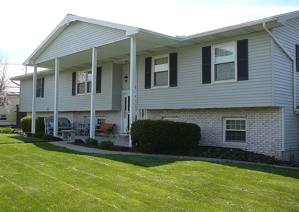 1st image of 139 Roanoke Rd
