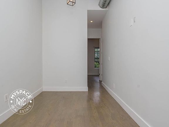 4th image of 1092 Nostrand Ave #2R