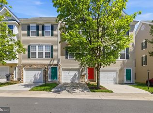 23098 Fontwell Sq, Sterling, VA 20166