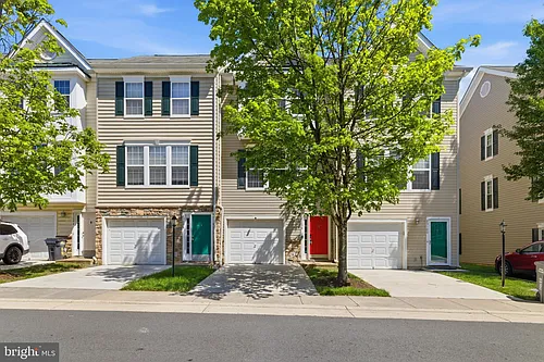 23098 Fontwell Sq Photo 1