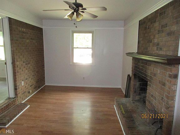 3001 Clifton