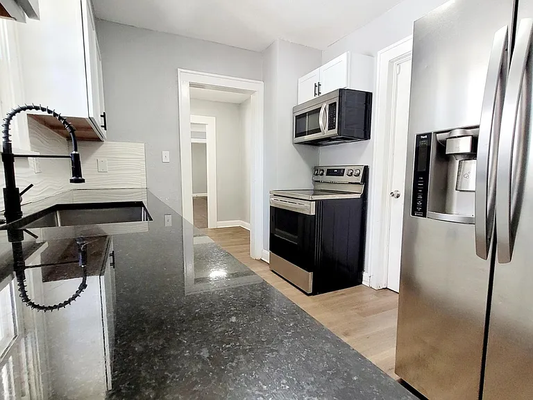 5248 Euclid Ave — Photo 23