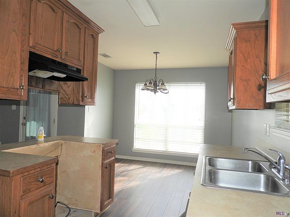 5th image of 23925 Punchy Wilson St