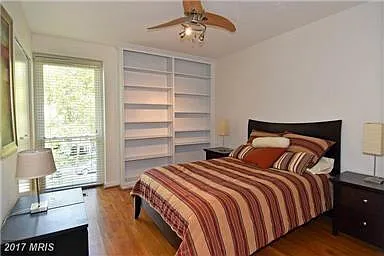 226 G St SW — Photo 7