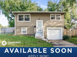 18106 Lexington Rd, Independence, MO 64058