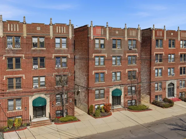 803 Avenue A APT 3A, Bayonne, NJ 07002