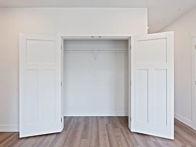 Fairways Apartments — Photo 24