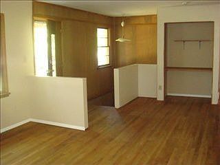 5th image of 59271 Hoover Ave
