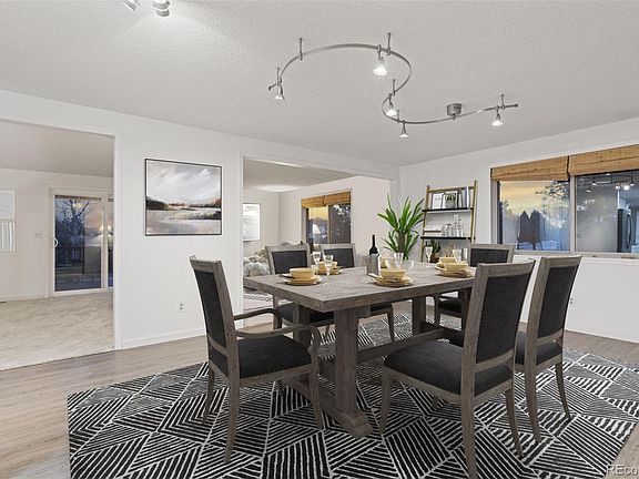 3rd image of 6770 Hillridge Pl