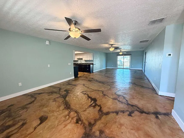 13815 San Juan Ave — Photo 4