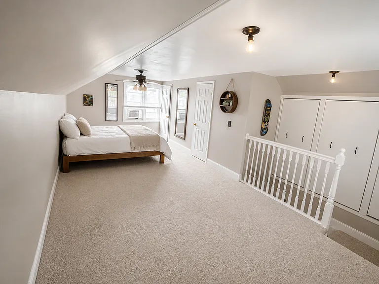 1089 Cambridge Rd — Photo 8