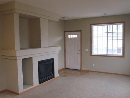 3rd image of 10887 Oak Grove Cir Unit A