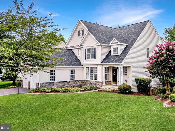 42871 Autumn Harvest Ct, Ashburn, VA 20148