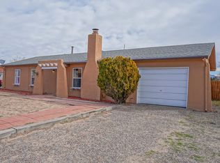 1655 Fornax Rd SE, Rio Rancho, NM 87124