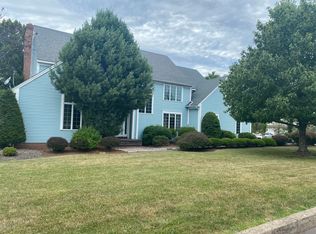 34 Genoa Ln, Shavertown, PA 18708