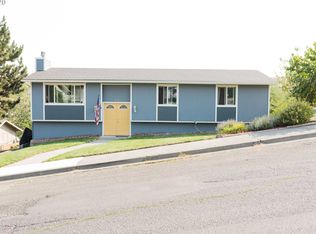 936 SE 2nd St, Pendleton, OR 97801