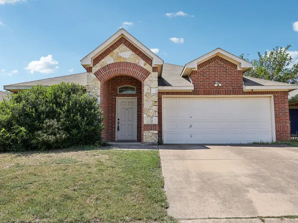 804 Bahar Ct, Arlington, TX 76010