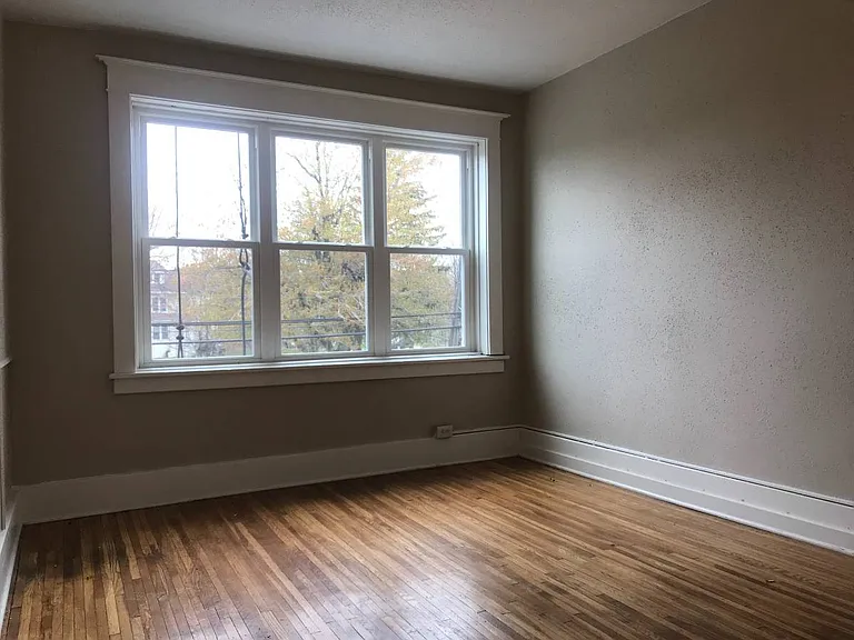 1942 Seneca St #5 — Photo 11