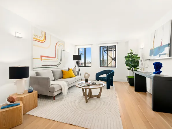 421 Hudson Street image 1 of 7