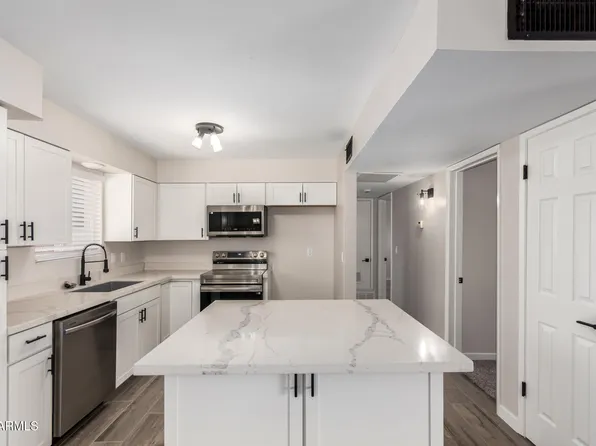 143 W RAY Road, Chandler, AZ 85225