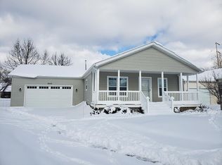 5255 W Sunfield Ln, Holland, MI 49423