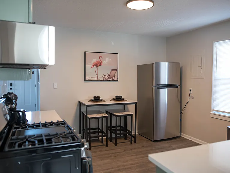 5522 N Bennington Ave — Photo 10