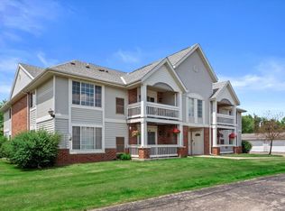 3640 E Barbara Ct APT 204, Oak Creek, WI 53154