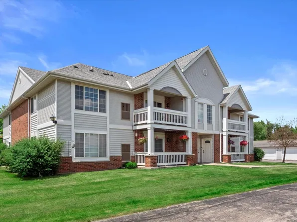 3640 East Barbara COURT #204, Oak Creek, WI 53154