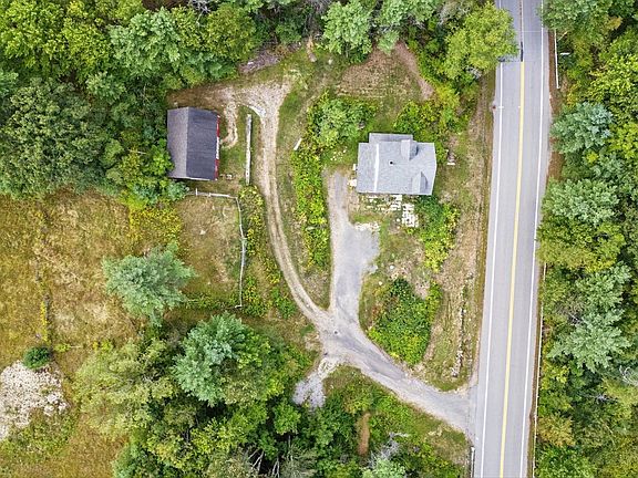 4th image of 495 Winchendon Road
