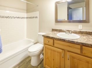 1330 Peoria St APT 5, Aurora, CO 80011