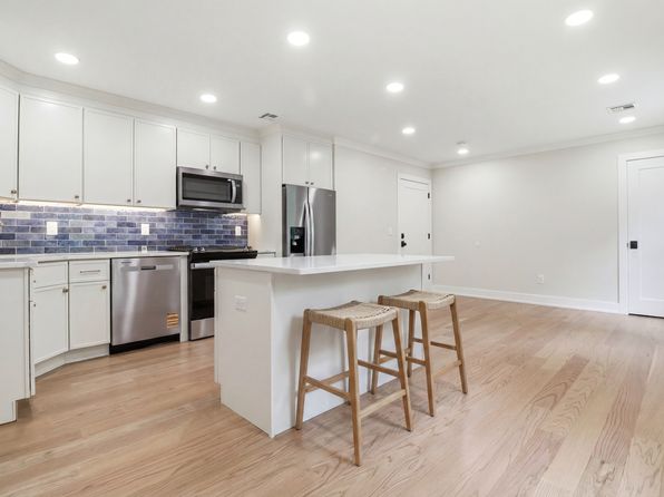 134 Snyder Ave #A