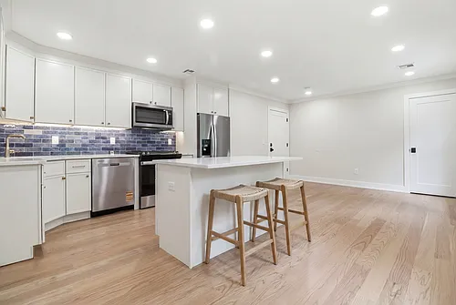 134 Snyder Ave Photo 1