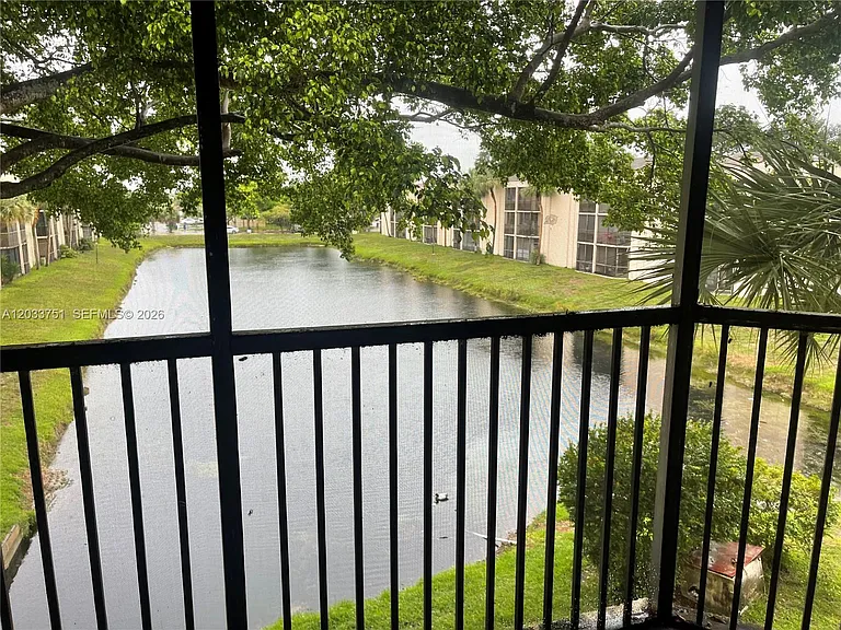 3252 Foxcroft Rd #307 — Photo 34