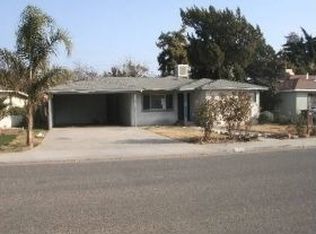 794 N Magnolia Ave, Farmersville, CA 93223